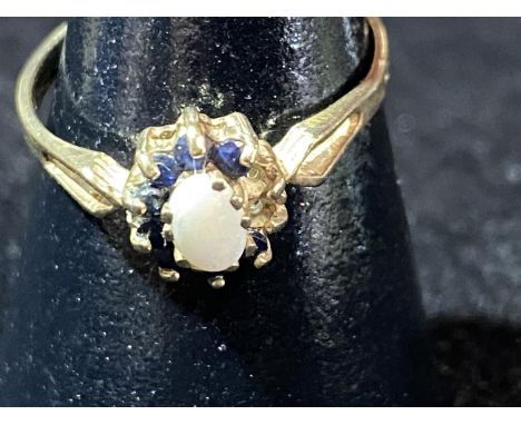 A 9ct gold ring for scrap. 1.51 grams 