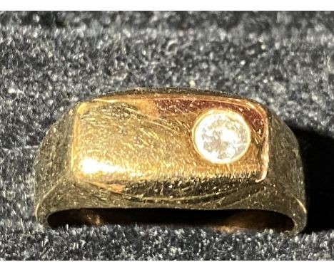 A 14ct gold &amp; diamond solitaire ring. 5.58 grams 