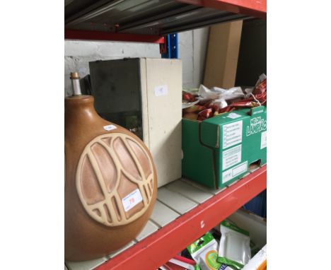 A POTTERY LAMP, BATHROOM CABINET AND A BOX OF FURNITURE FEET