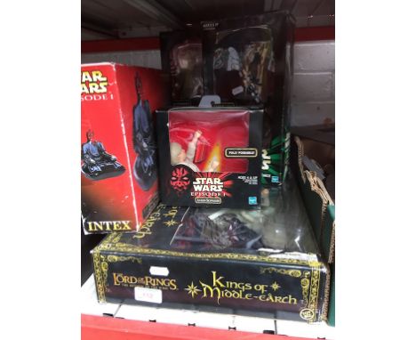 BOXED STAR WARS AND LORD OF THE RINGS FIGURES