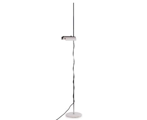 Vico Magistretti (1920-2006)Height-adjustable chrome-plated metal floor lamp with white aluminum shade and base, design Vico 