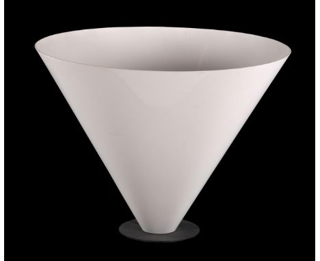 Unknown designer, white plastic 3-light floor lamp on blackened base, Italy 4th quarter 20th century, 89 cm high and 100 cm d
