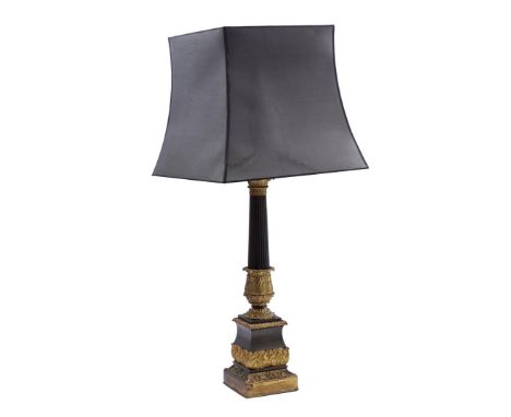 Classic copper table lamp with black/gold colored shade, 91 cm high