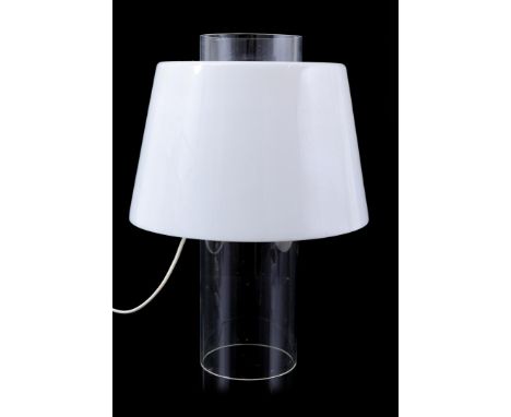 Yki Nummi (1925-1984)Plastic table lamp, design Yki Nummi, made by Stockmann Orno/Sanka, model number '44-405' and with facto