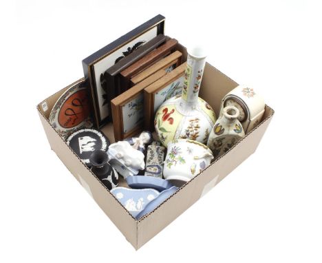 Box with various porcelain and earthenware including Wedgwood, Herend, Royal Copenhagen, Amphora Holland, Tichelaar Makkumen 