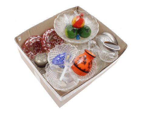 Box with crystal cut bowls on high foot, compartment bowl, garland glass, orange glass vase with decoration, polychrome glass