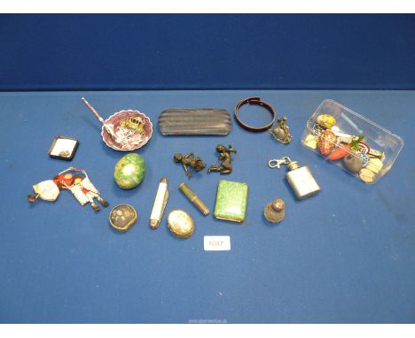 A small quantity of miscellaneous to include: horn rimmed spectacles, polished stone egg, enamel badges, coronation coach, or