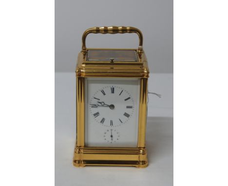 LATE 19TH/EARLY 20THC FRENCH BRASS STRIKING ALARM CARRIAGE CLOCK. 14CM HIGH.