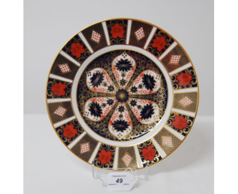 FIRST QUALITY ROYAL CROWN DERBY OLD IMARI PLATE NO.1128, DATE CODE MM (2000) 26.5CM DIAMETER.