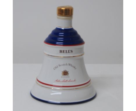 COMMEMORATIVE WARE PORCELAIN DECANTER 75CL BELLS OLD SCOTCH WHISKEY, COMMEMORATING THE BIRTH OF PRINCESS BEATRICE 8TH AUG 198