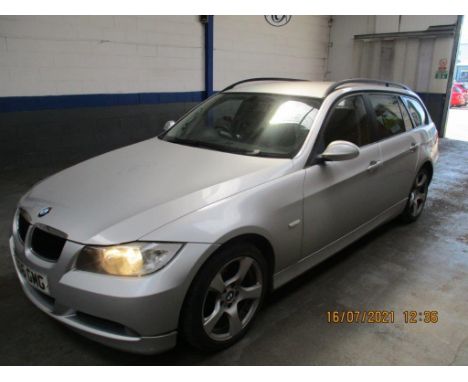 Make &amp; Model: BMW 318D ES TouringDate of Reg: RO56 GMGColour: Silvercc: 1995MoT: 01-12-2021Fuel Type: DIESELMileage: 221k