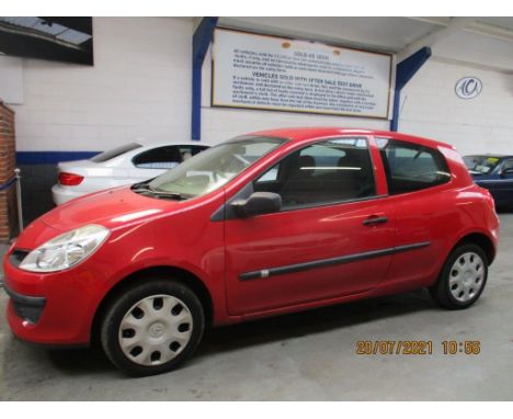Make &amp; Model: Renault Clio FreewayDate of Reg: SY08 UFZColour: Redcc: 1149MoT: 14-06-2021Fuel Type: PETROLMileage: 59kTra