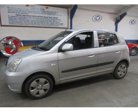 Make &amp; Model: Kia Picanto LSDate of Reg: LB07 YHRColour: Silvercc: 1086MoT: 19-03-2022Fuel Type: PETROLMileage: 85kTransm