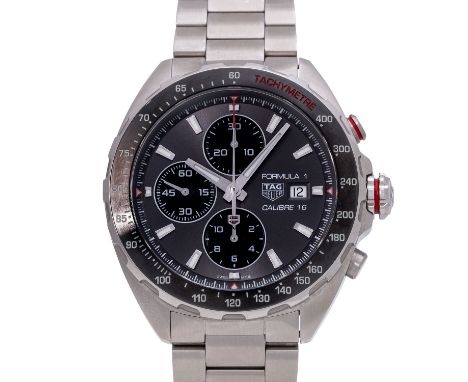 TAG HEUER Formula 1 Chronograph Ref CAZ2012-1 Edelstahl. Lünette mit Tachymeterskala. Stahlband mit Faltschließe. Automatikwe