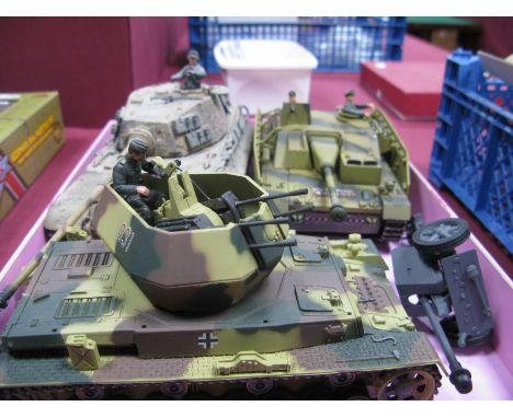 Four Modern Diecast and Plastic Military Model Tanks, Artillery, all WWI German Military themed, including Unimax 1:72nd scal