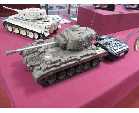 A I:I6th Scale? Kit Build R/C U.S Military WWII Model Tank, including Tamiya DMD control unit, sound battery operated (no bat