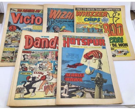 Comics, large quantity of vintage comics, mostly Look and Learn along with Superboy, Dandy, Hotspur etc. Also in this lot, a 