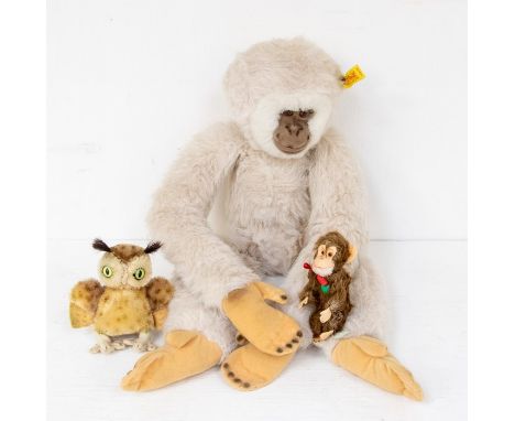 Steiff Spider Monkey, yellow label, with 1950's Steiff small owl and Berg Austrian monkey