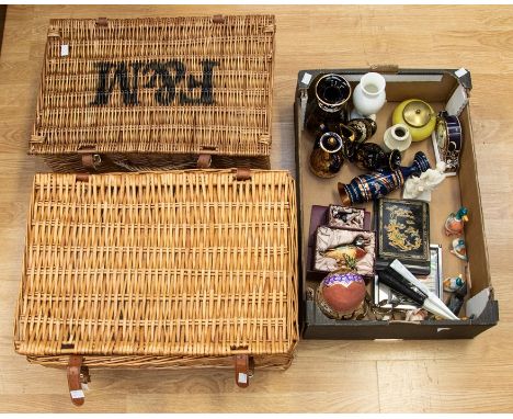 A collector's lot to include: Tourist ware porcelain urns and jugs; a Puffin box and cover with Puffin necklace inside; a mod