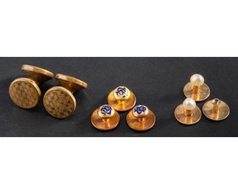 Two sets of dress studs and a pair of cufflinks,: one set with blue enamel monogram 'BC', stamped '18', weight ca. 4.6gms; on