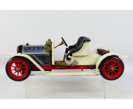 Mamod - Tinplate - An unboxed vintage Mamod steam powered Roadster car (40cm) in good to very good condition with working ste