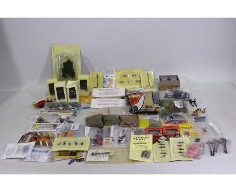 Vollmer - Hachette - Tomar - Others - A quantity of scenic accessories and layout parts in various scales, both boxed and unb
