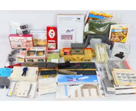 Masterplan Model Buildings - TP Engineering - Others  - A mixed collection of model railway parts, accessories, and kits in v