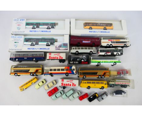 Brekina - Jouef - Herpa - Wiking - Others - A miscellany of boxed and unboxed plastic model vehicles suitable for model railw