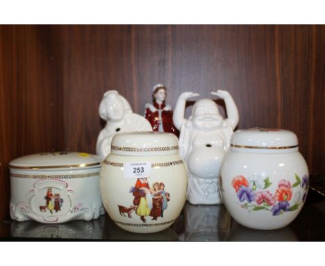 A COLLECTION OF ASSORTED CERAMICS TO INCLUDE ROYAL WORCESTER QUEEN ELIZABETH FIGURE