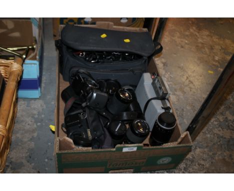 A BOX OF VINTAGE CAMERAS AND ACCESSORIES