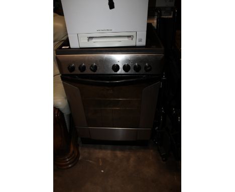 AN INDESIT OVEN WITH CERAMIC HOB A/F