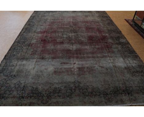   Tapijt, Vintage, 414 x 293 cm        Vintage carpet, 414 x 293 cm.      