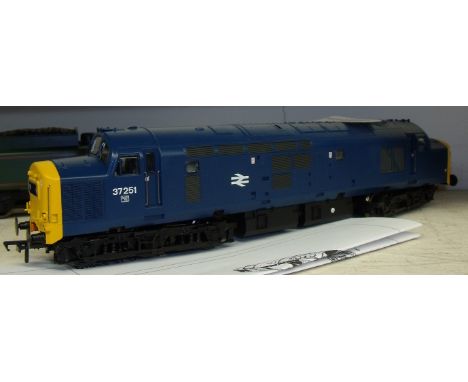 Bachmann Class 37 OO gauge diesel didgital ? loco