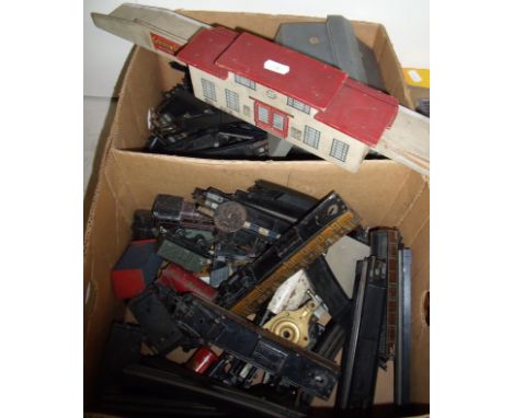 Selection of tinplate three rail track, tinplate coaches, wooden platform and engine shed, signals etc.