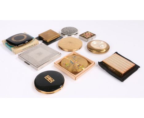 Ten assorted vintage powder compacts including  Melissa, Zenette and Pygmalion (10)