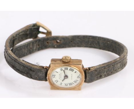 Avia ladies 9 carat gold wrist watch, the signed white dial with Roman numerals, manual wound, the case 14.5mm wide