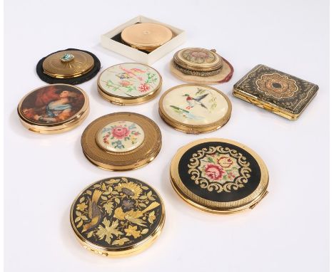 Ten assorted vintage powder compacts to include " Elizabeth Arden", needlepoint and leather examples (10)