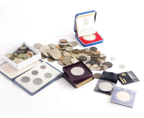 A quantity of British coins, post 1900 to include a 1977 Silver Jubilee silver crown.