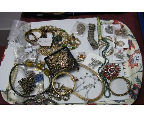 Assorted Costume Jewellery, including Miriam Haskell Bangle, (damaged), filigree bracelet, bead necklace, four row multi set 