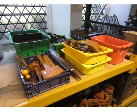 A quantity of vintage and later mainly carpentry related hand tools to include a collection of wooden handled screwdrivers, q