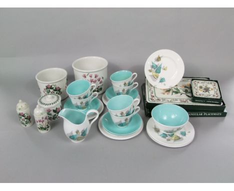 A collection of Roslyn China Nature's Lace pattern tea wares comprising milk jug, sugar bowl, six cups, six saucers and tea p