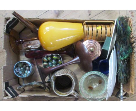 A box of sundries to include china, porcelain, marbles etc