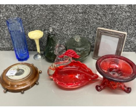 Miscellaneous glass including a swan nut dish, and a small wood barometer