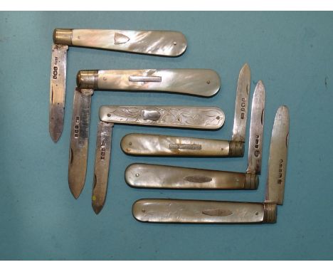 Six mother-of-pearl-handled silver-bladed fruit knives, (6).