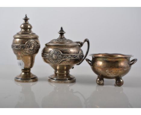 A cased set of silver "Old English" teaspoons and tongs, Birmingham 1921, initialled D, also a pair of oval silver engine tur