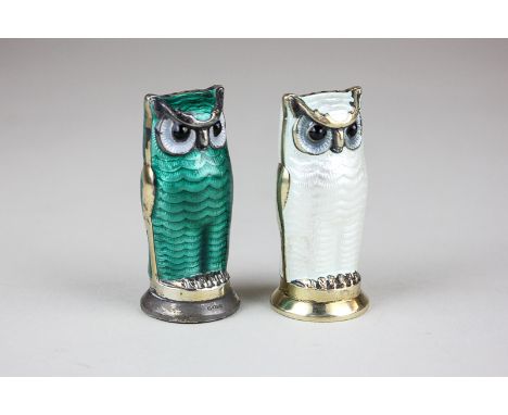 A pair of David Andersen silver and enamel owl peppers in green and white, D A Norway, sterling silver to base, 5.5cm high (a