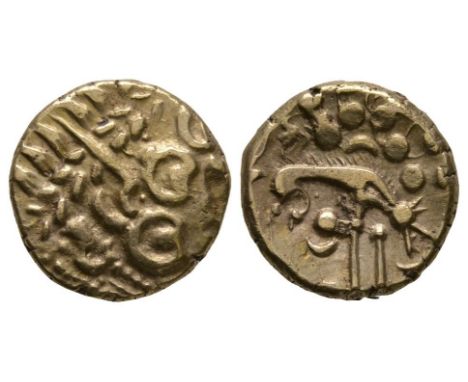 70-20 BC. Obv: wreath, cloak and crescents. Rev: wolf right with 'bird' on back, arc of pellets above and pellet-over-crescen