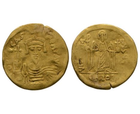 602-610 AD. Constantinople mint. Obv: dN FOCAS PERP AVG legend with draped and cuirassed facing bust, wearing crown with pend