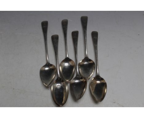 A MATCHED SET OF SIX HALLMARKED SILVER DESSERT SPOONS WITH CREST OF A BIRD PERCHED ON A BUGLE, consisting of four London 1804