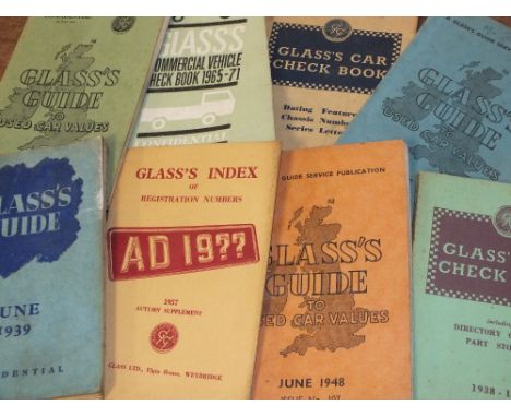A SELECTION OF VINTAGE MOTOR VEHICLE VALUES GUIDE BOOKS, to include a collection of Glass's guides etc.